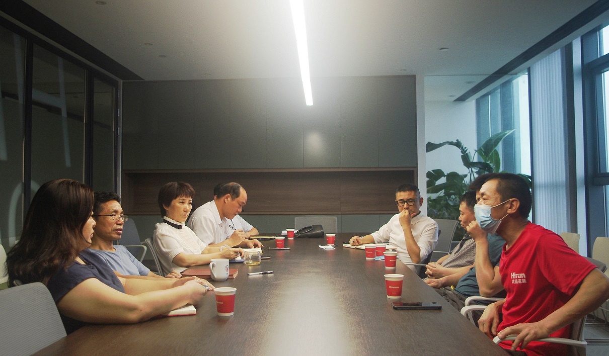 堅守初心，匠心品質(zhì) | 鴻揚集團董事長陳忠平主持召開施工環(huán)節(jié)座談會