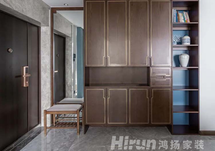 你見過125㎡的四房兩廳嗎？今天這套中式美宅絕對讓你大開眼見